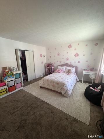 124 Lakeside Drive Bristol CT 06010