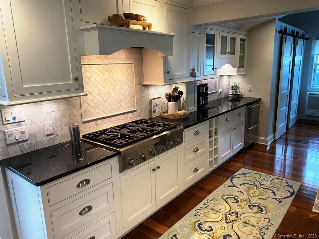 27 Brightwater Road Old Lyme CT 06371