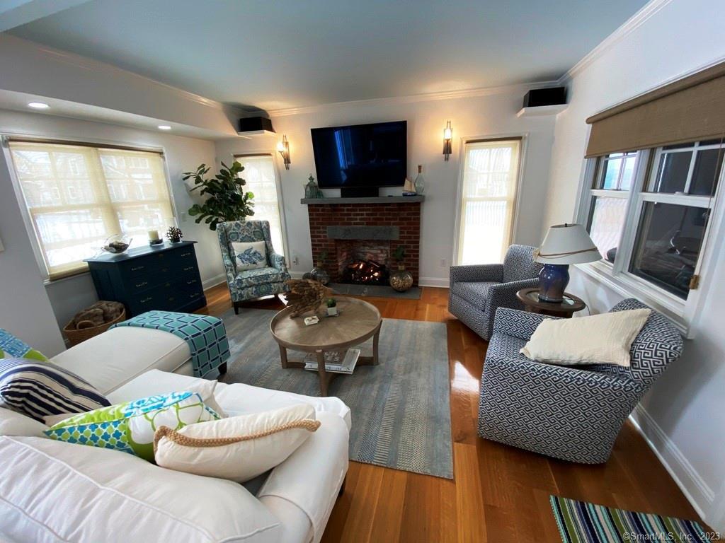 27 Brightwater Road Old Lyme CT 06371