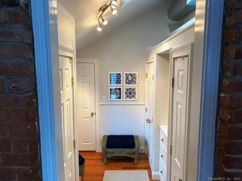 27 Brightwater Road Old Lyme CT 06371