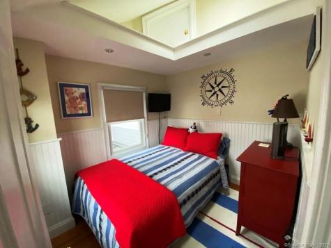 27 Brightwater Road Old Lyme CT 06371