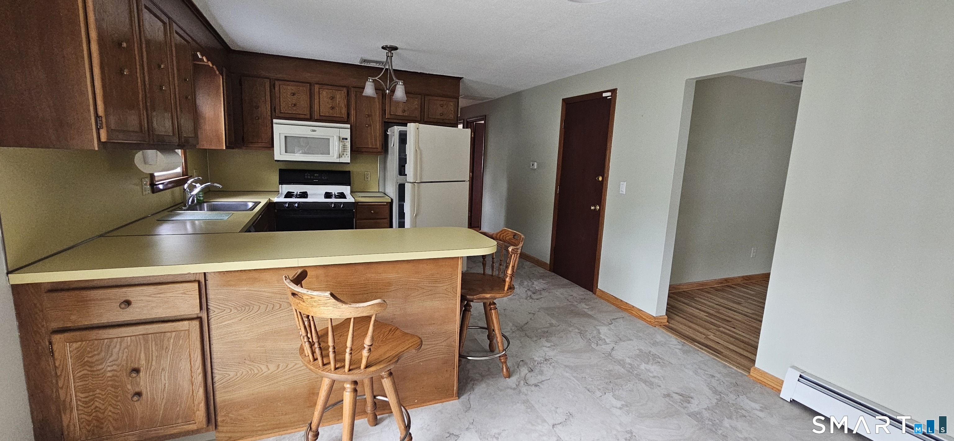 14 Cadwell Court New Britain CT 06053