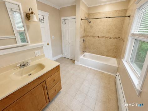 75 Waterbury Avenue Stamford CT 06902