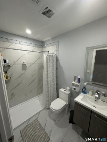 180 Pleasantview Avenue Bridgeport CT 06606