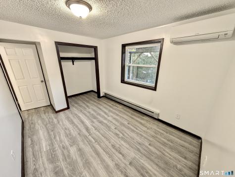 4 Oak Street Derby CT 06418