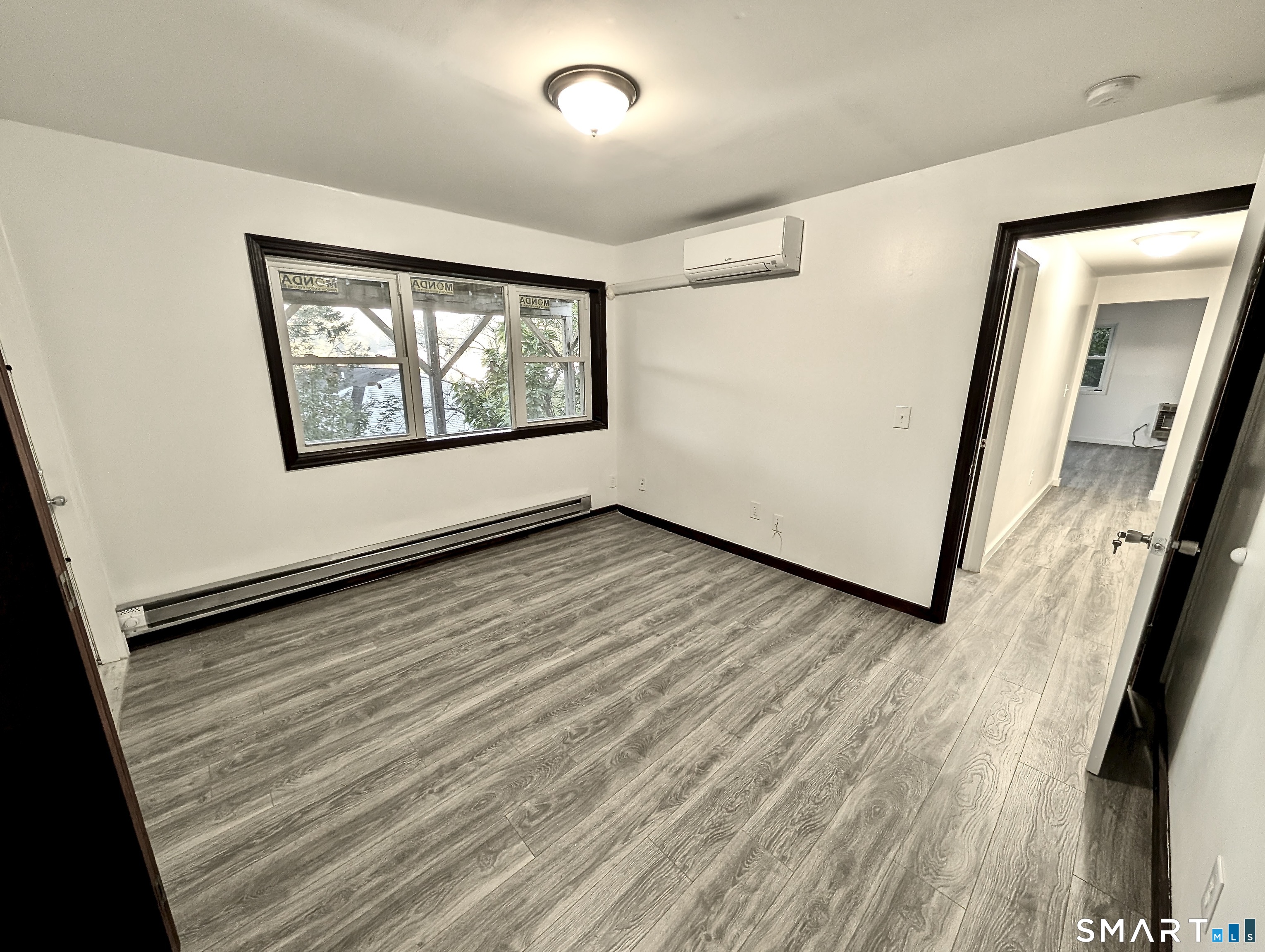 4 Oak Street Derby CT 06418