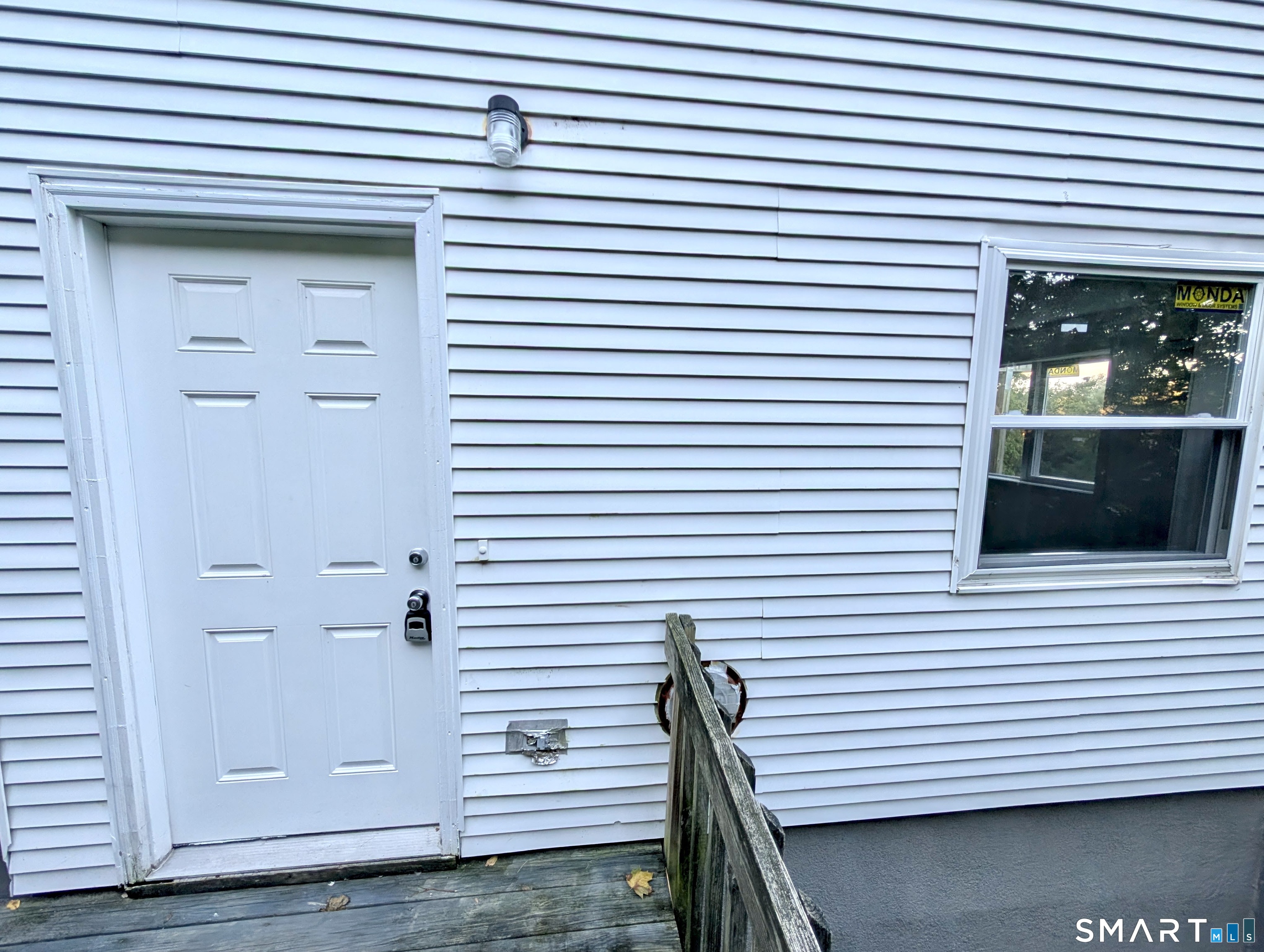 4 Oak Street Derby CT 06418