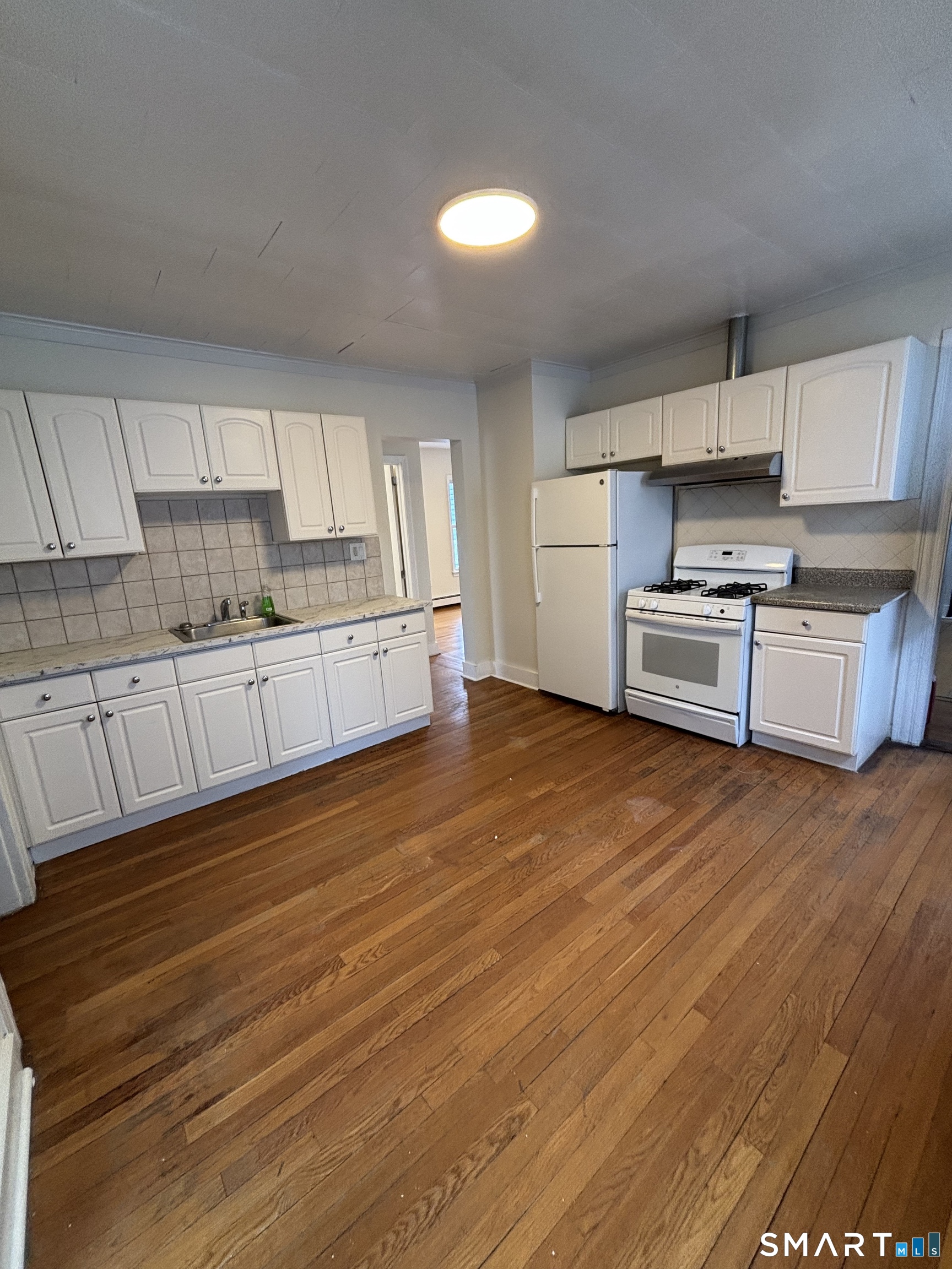 2395 Main Street Bridgeport CT 06606