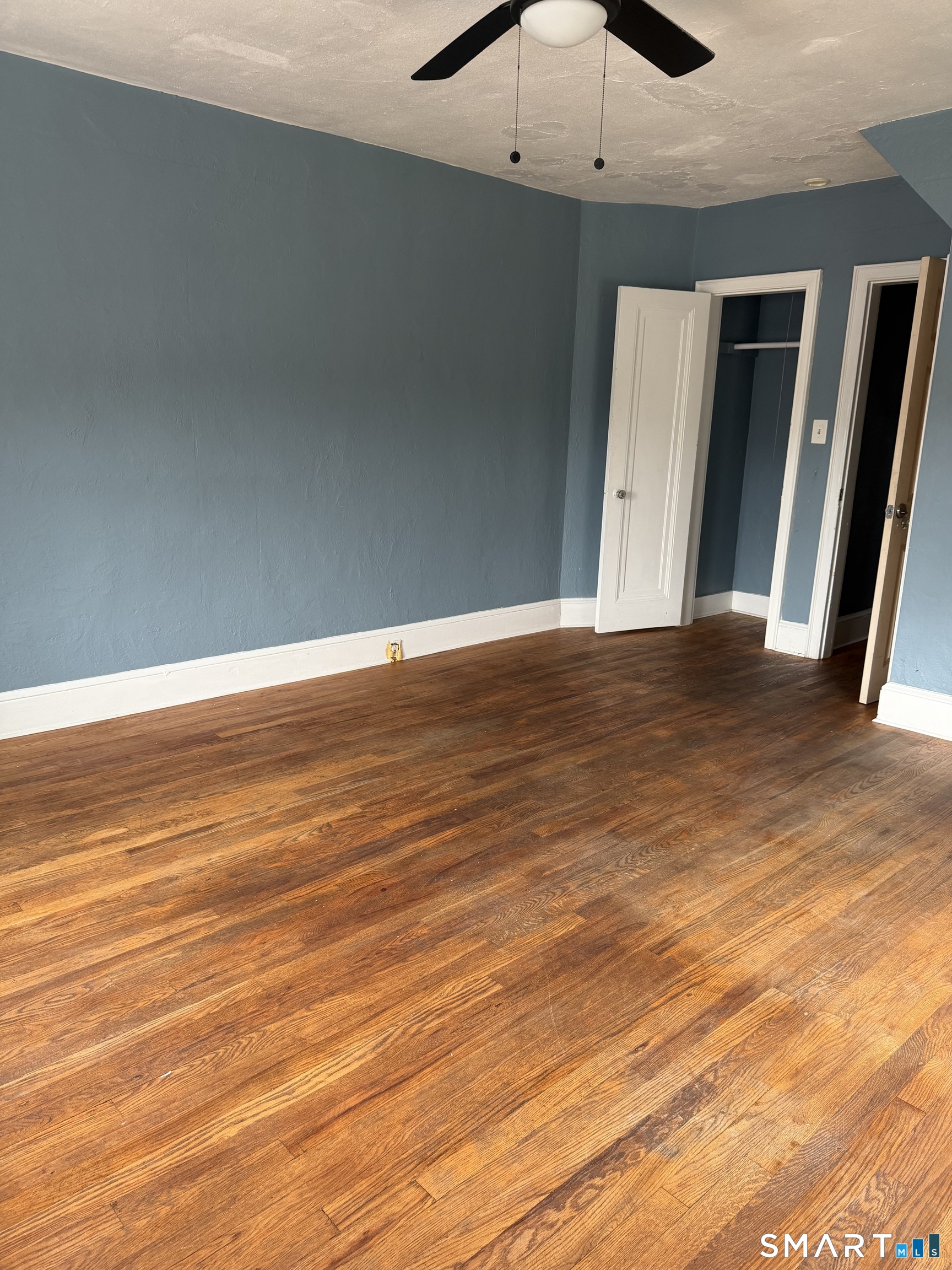 21 Holmes Avenue Waterbury CT 06710