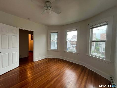 417 Willow Street Bridgeport CT 06610