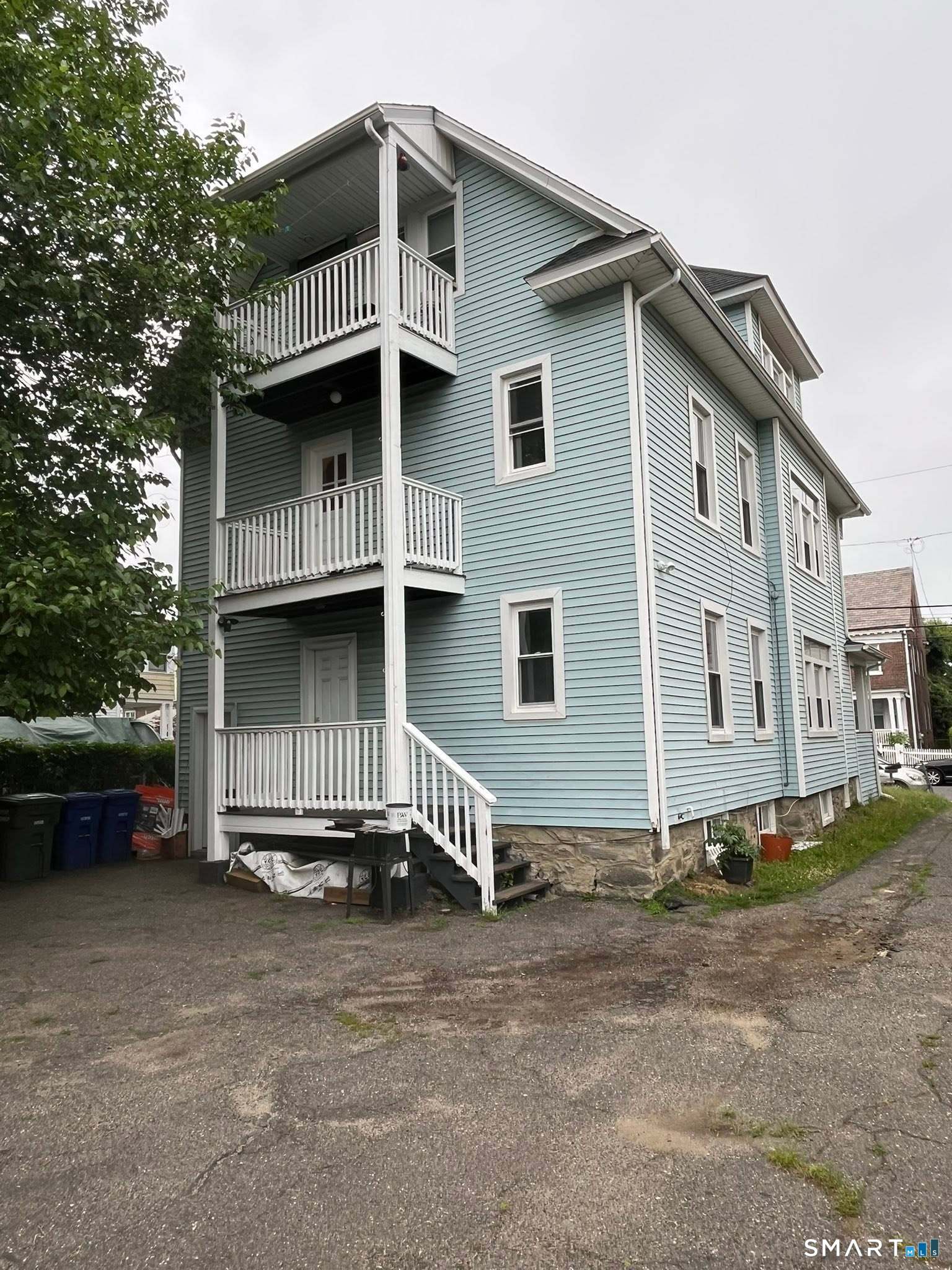 417 Willow Street Bridgeport CT 06610