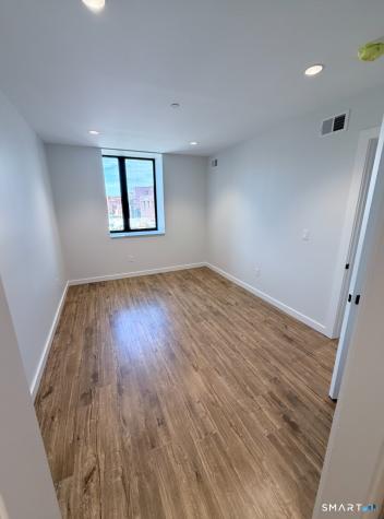 345 Main Street Norwich CT 06360