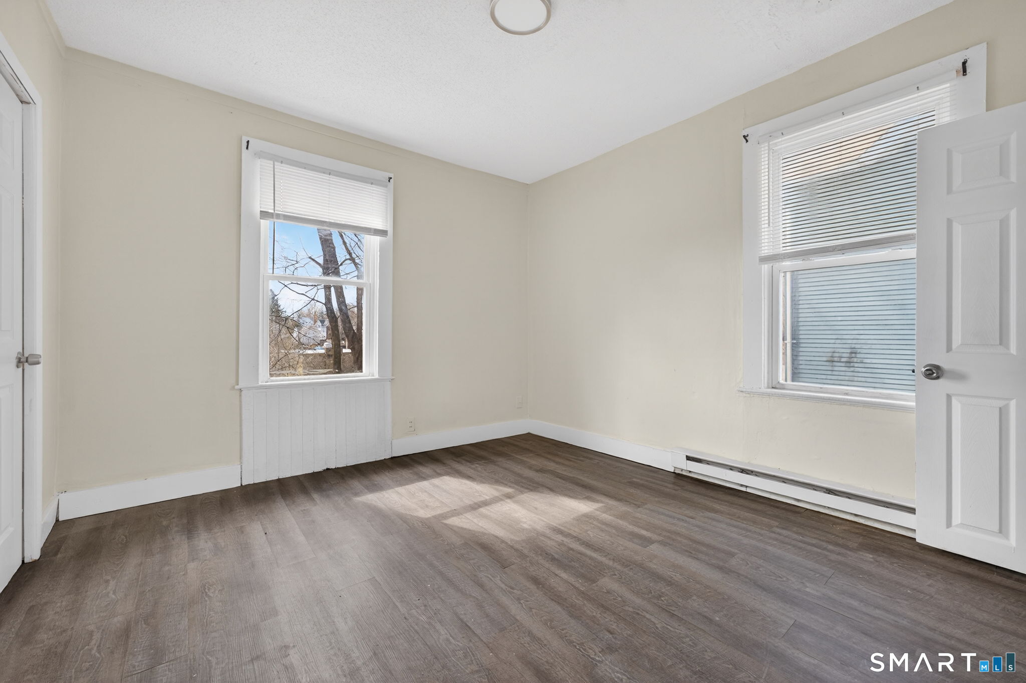 27 Beacon Street Waterbury CT 06704
