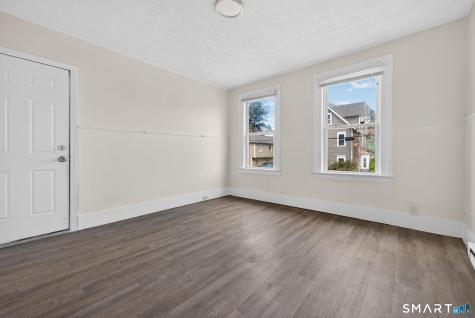27 Beacon Street Waterbury CT 06704