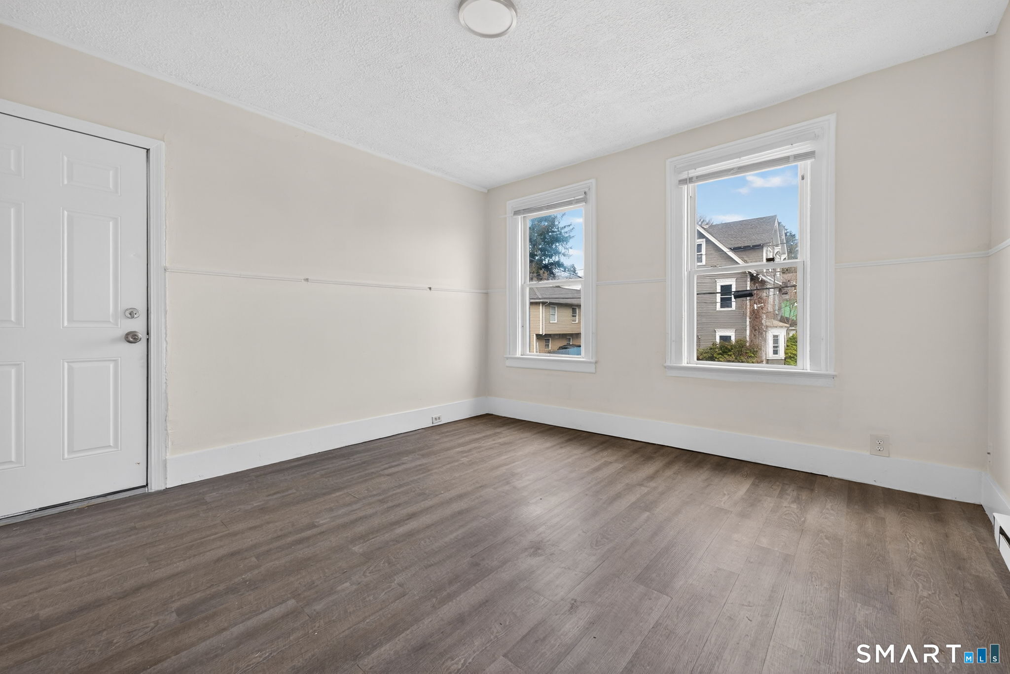 27 Beacon Street Waterbury CT 06704