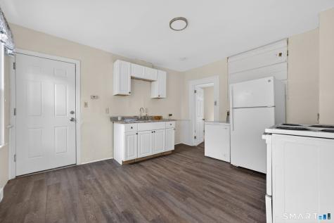 27 Beacon Street Waterbury CT 06704