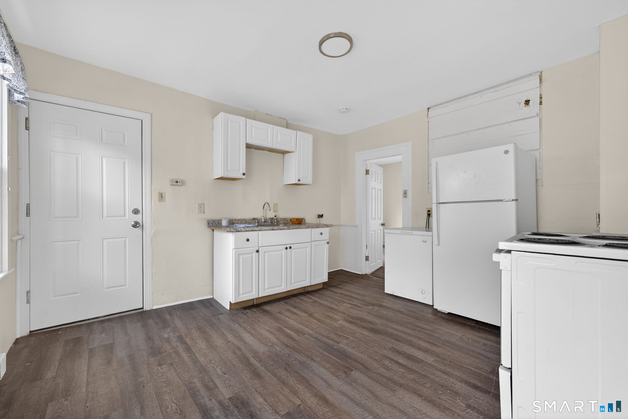 27 Beacon Street Waterbury CT 06704