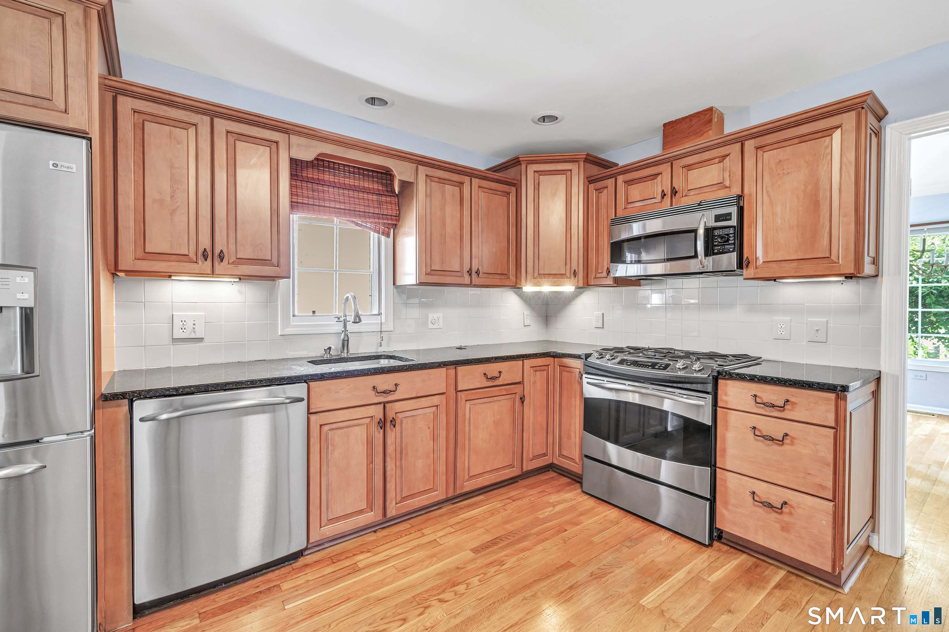 104 Hickory Woods Lane Stratford CT 06614