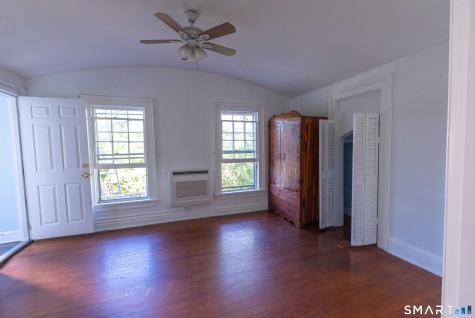 171 Broadway Norwich CT 06360