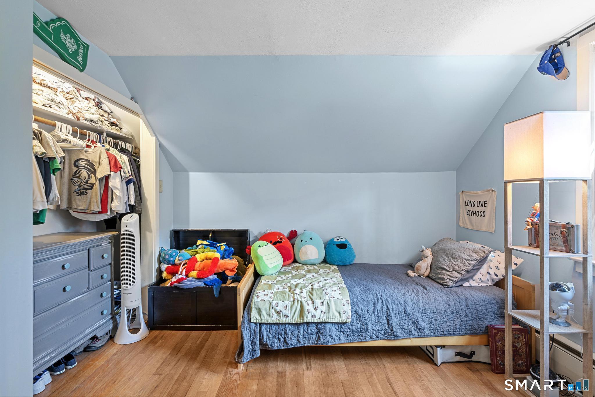 38 Barry Lane Simsbury CT 06070