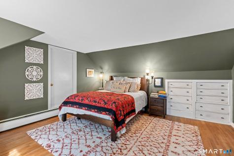 38 Barry Lane Simsbury CT 06070