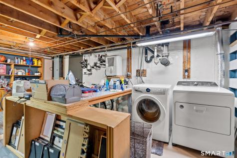 38 Barry Lane Simsbury CT 06070