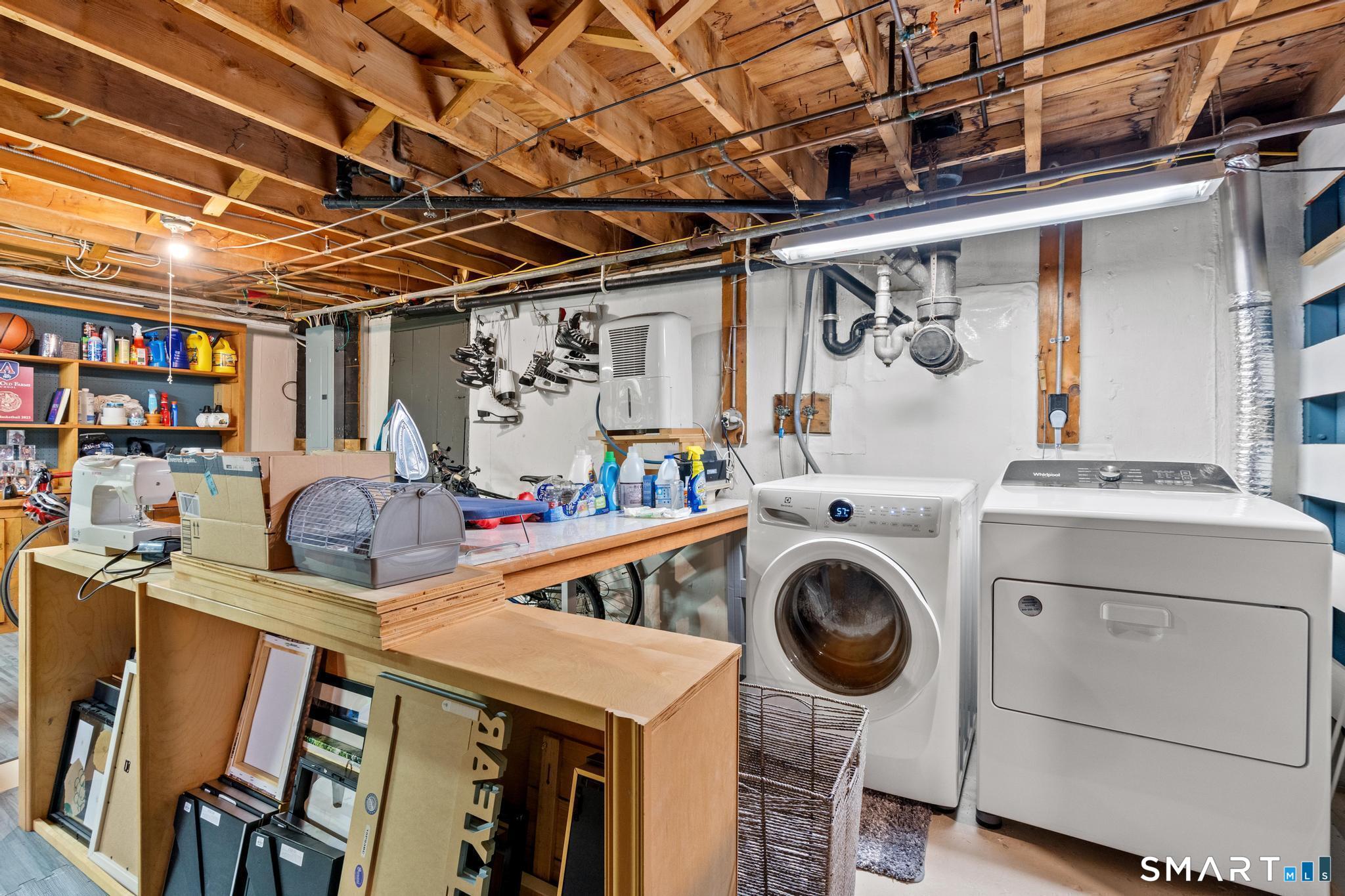 38 Barry Lane Simsbury CT 06070