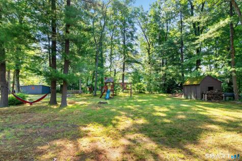 38 Barry Lane Simsbury CT 06070