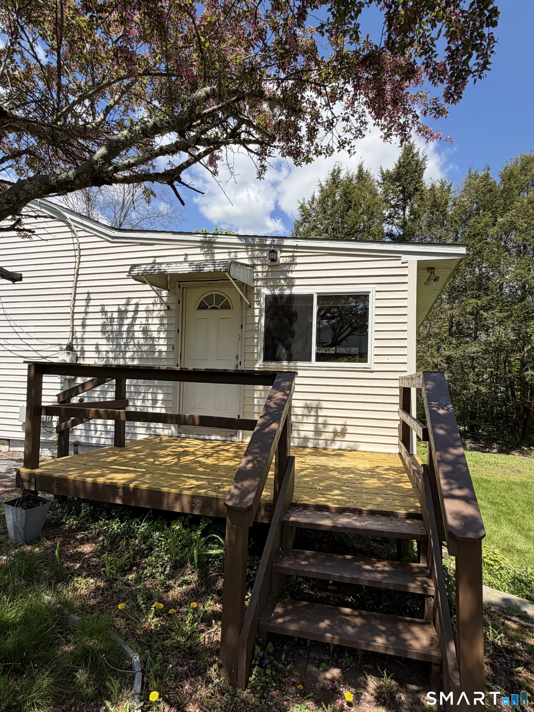 42 Day Street Brooklyn CT 06234