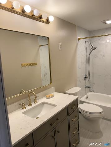 4 Ray Street Seymour CT 06483