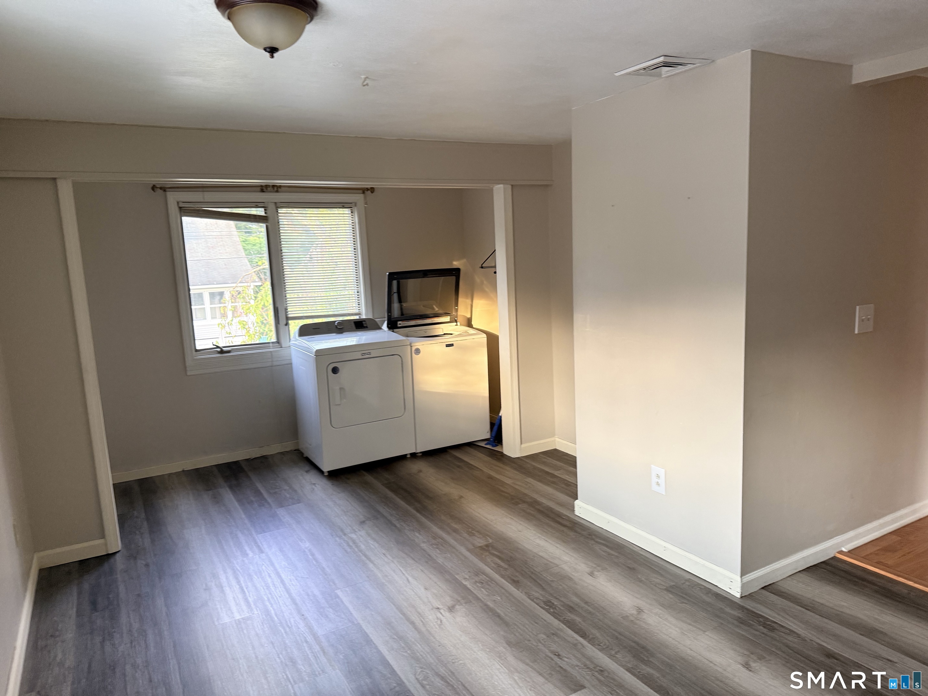 4 Ray Street Seymour CT 06483