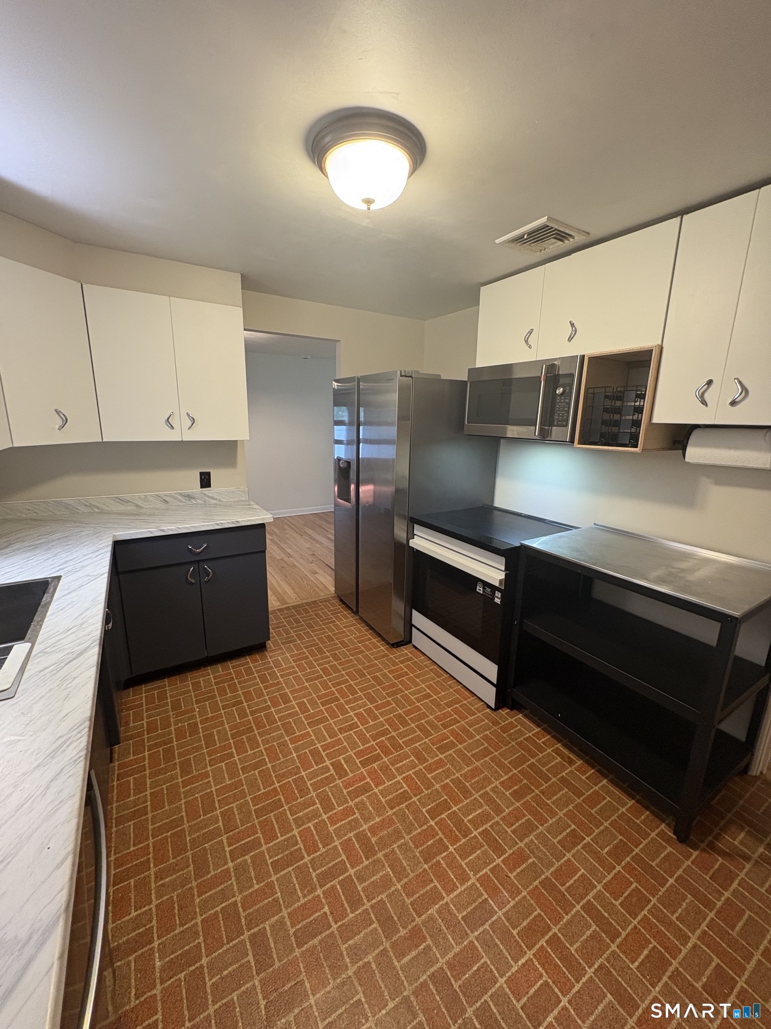 225 Riverside Drive Hamden CT 06518