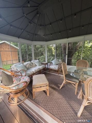 225 Riverside Drive Hamden CT 06518