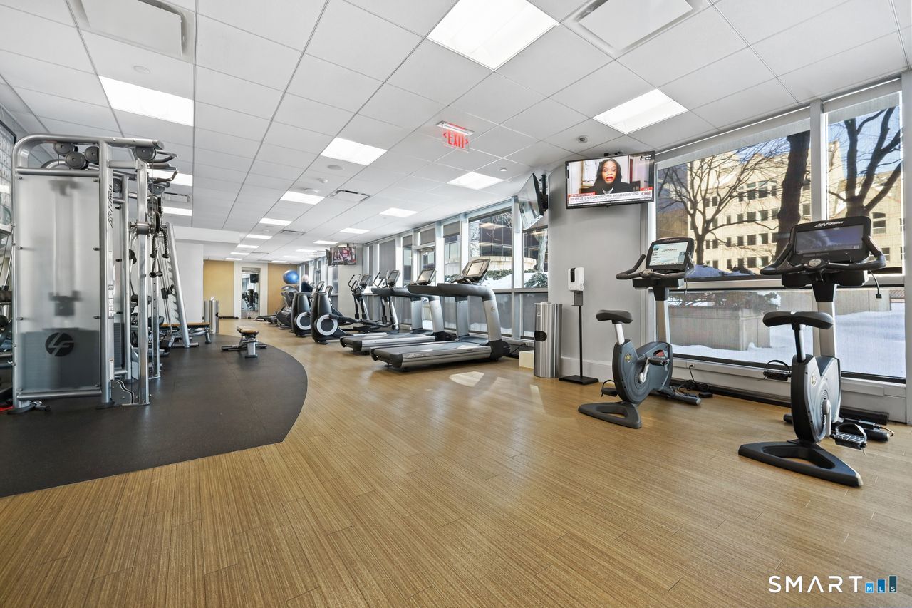 127 Greyrock Place Stamford CT 06901
