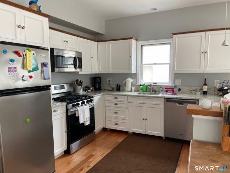 118 Shell Avenue Milford CT 06460