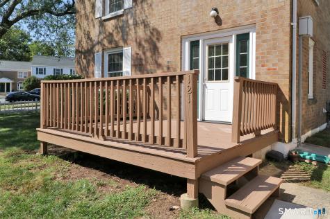 240 Sunnyridge Avenue Fairfield CT 06824