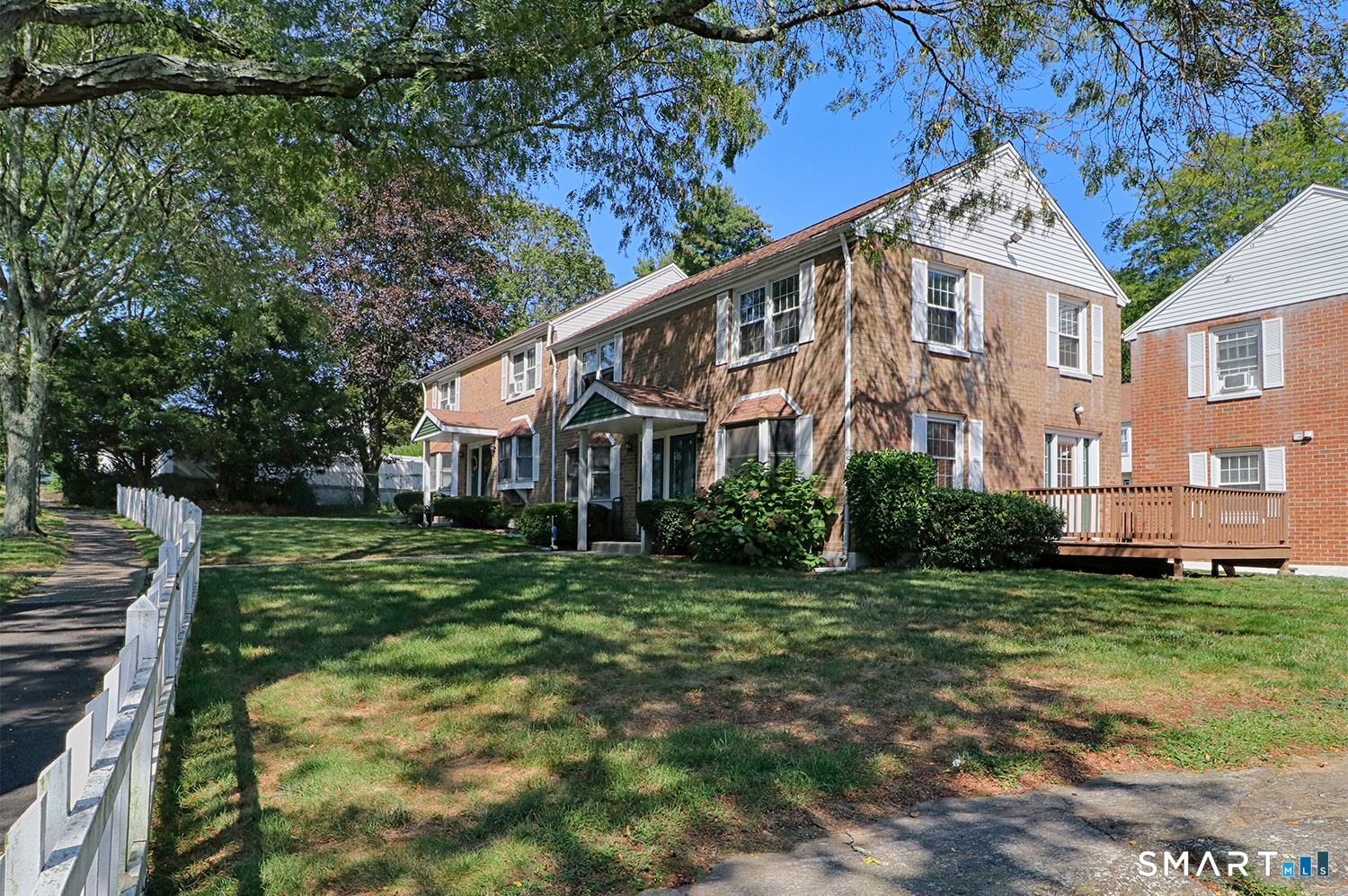 240 Sunnyridge Avenue Fairfield CT 06824