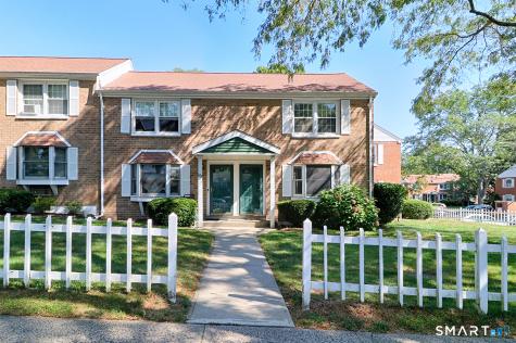 240 Sunnyridge Avenue Fairfield CT 06824