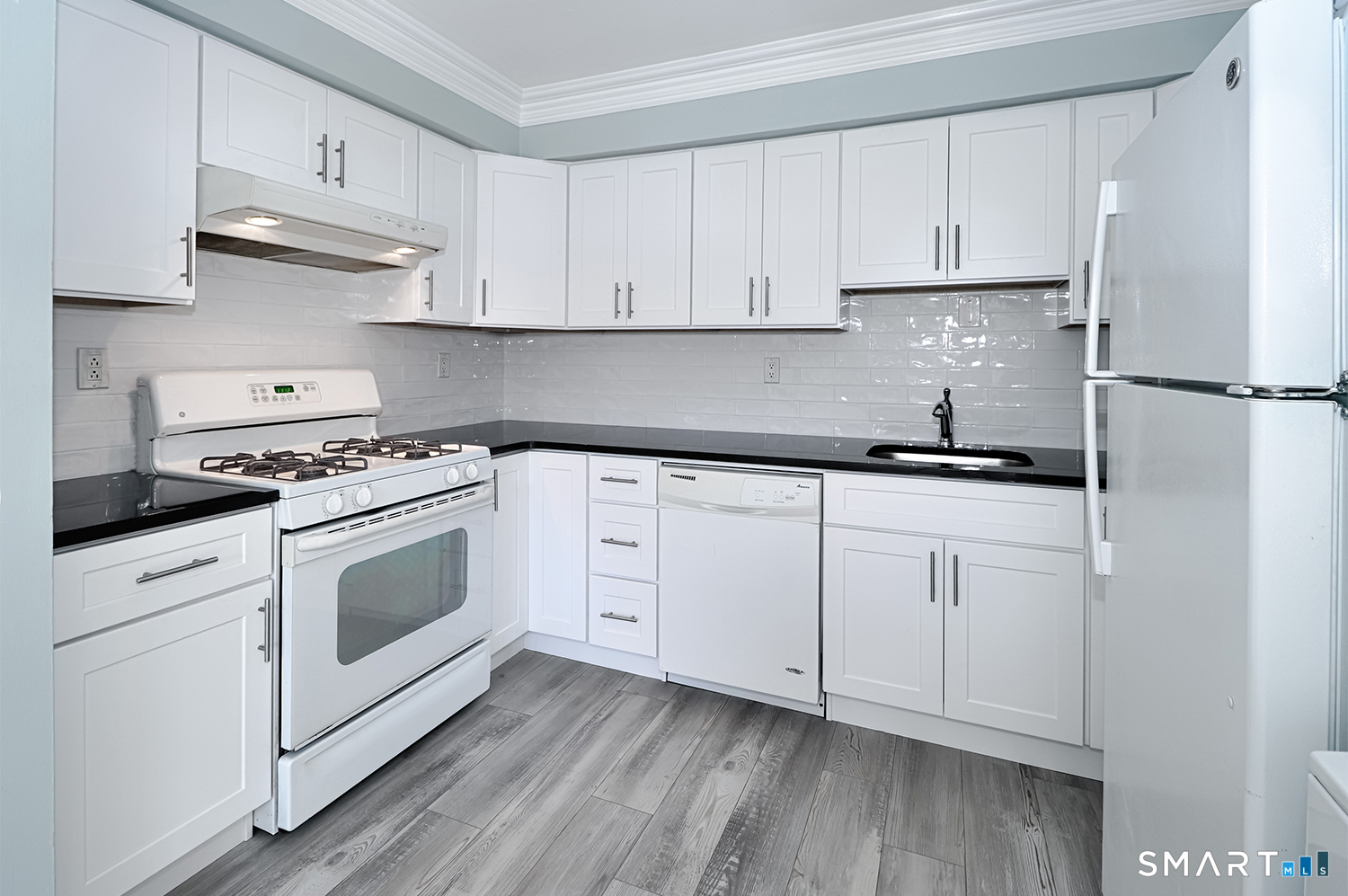 240 Sunnyridge Avenue Fairfield CT 06824