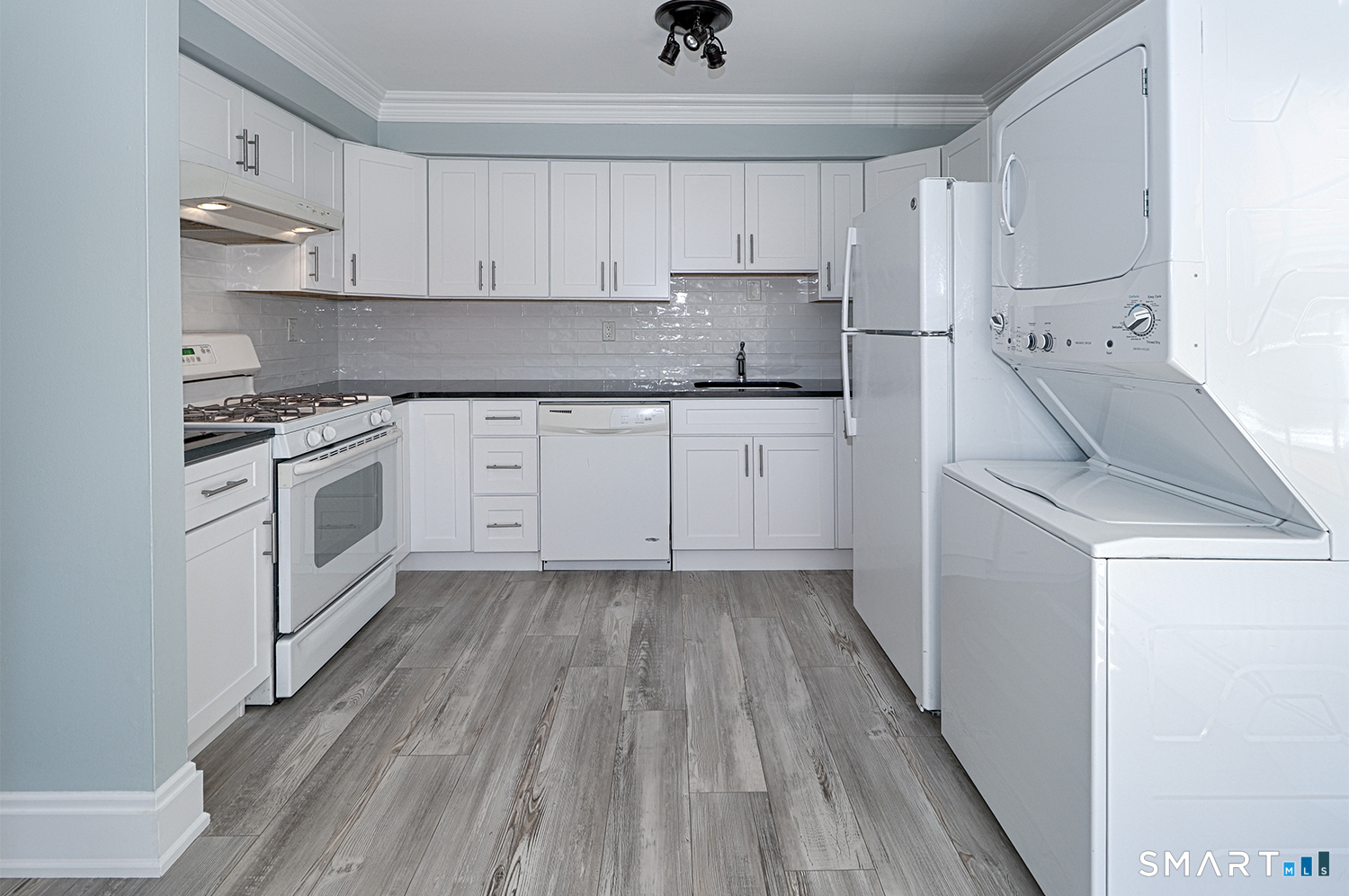 240 Sunnyridge Avenue Fairfield CT 06824