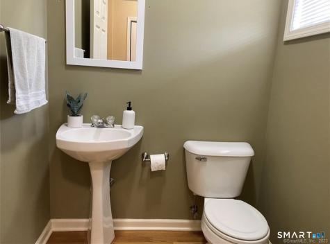 11 Trout Brook Circle Newtown CT 06470