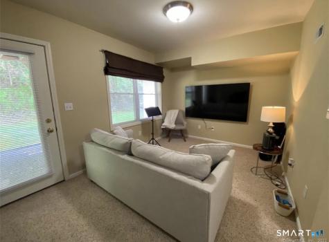 11 Trout Brook Circle Newtown CT 06470