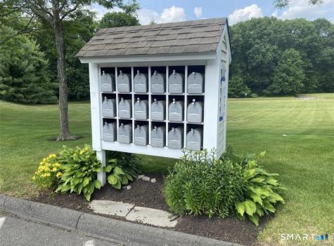 11 Trout Brook Circle Newtown CT 06470