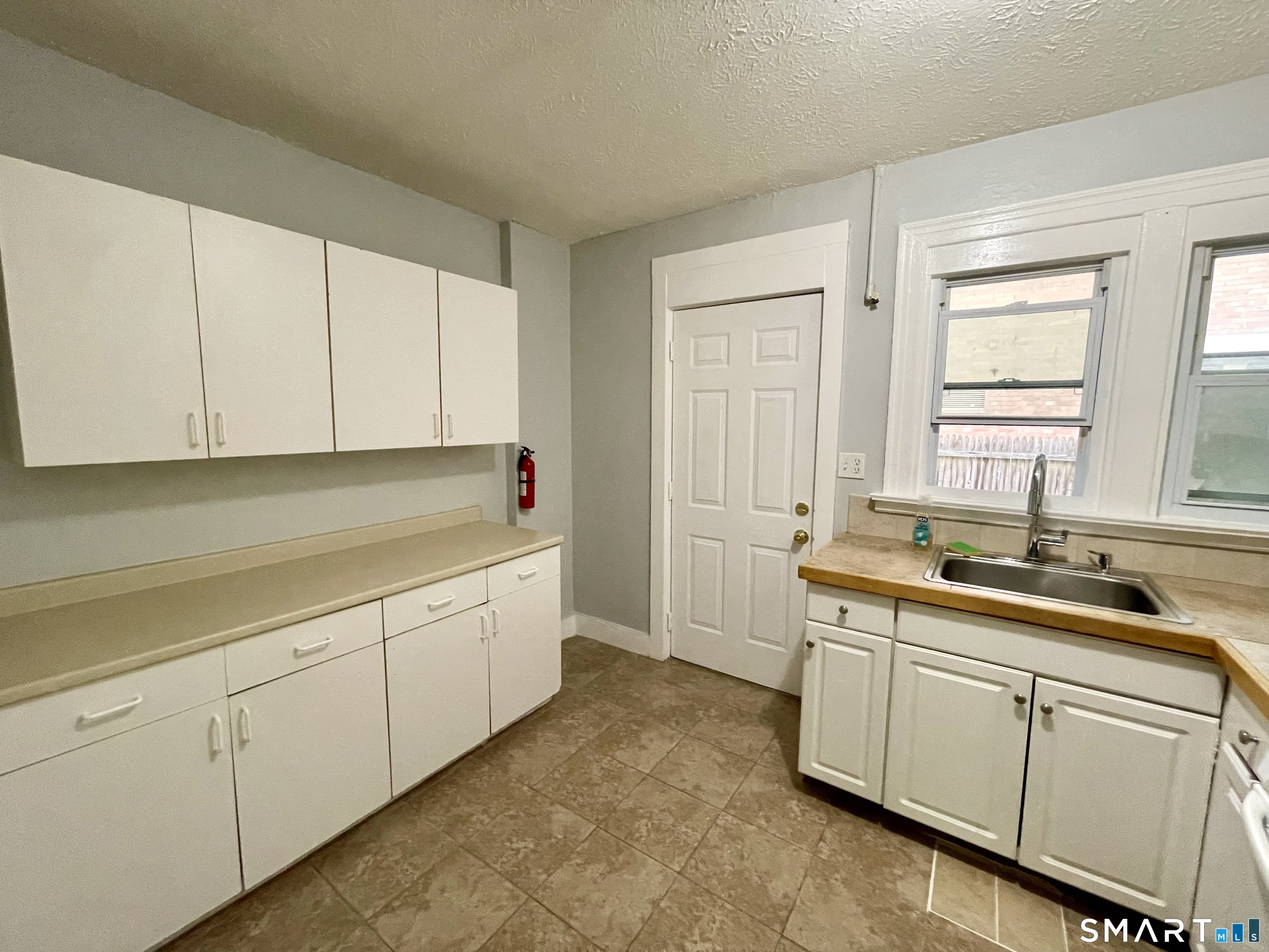 12 Lorraine Street Hartford CT 06105