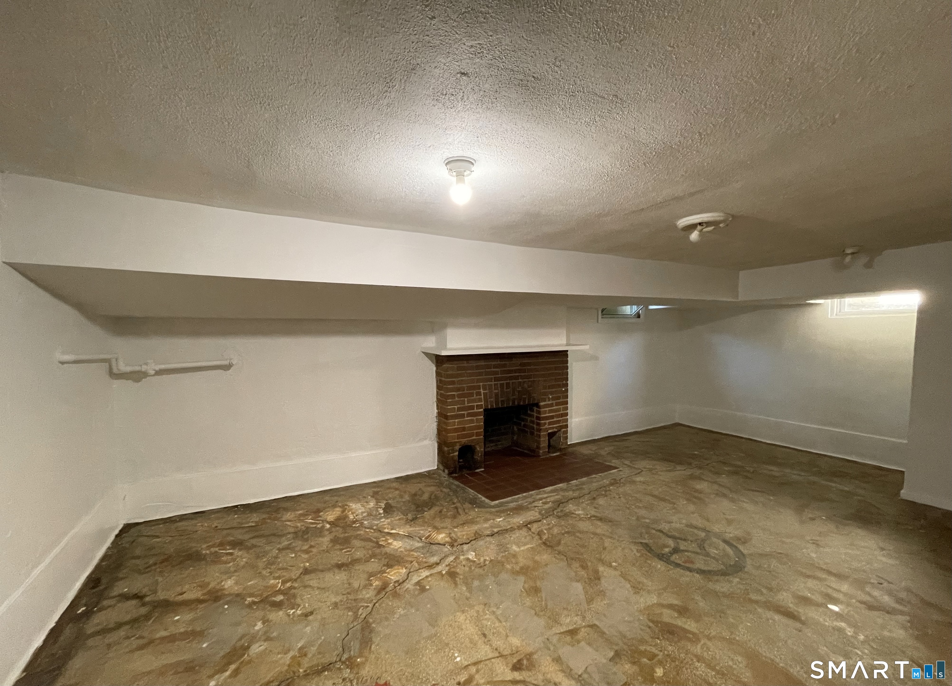 12 Lorraine Street Hartford CT 06105