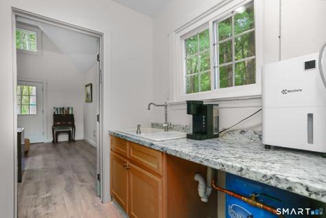 82 Newtown Turnpike Weston CT 06883
