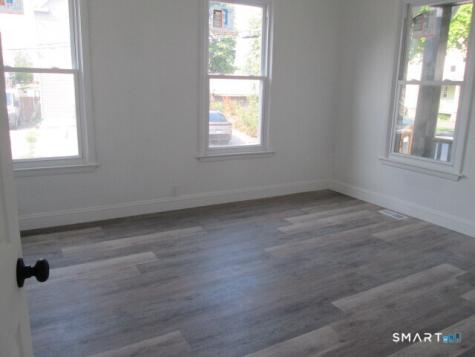 16 Winthrop Street Meriden CT 06451