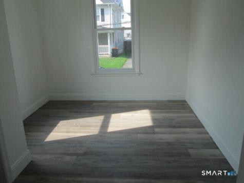 16 Winthrop Street Meriden CT 06451
