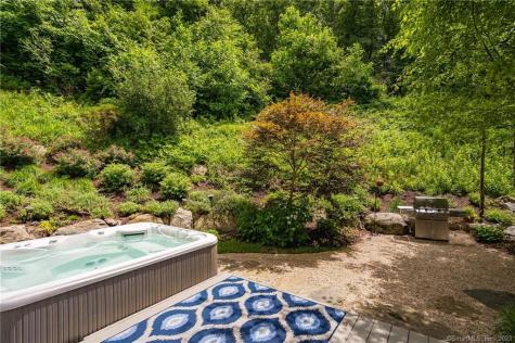 260 White Deer Rocks Road Woodbury CT 06798