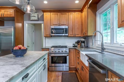 260 White Deer Rocks Road Woodbury CT 06798